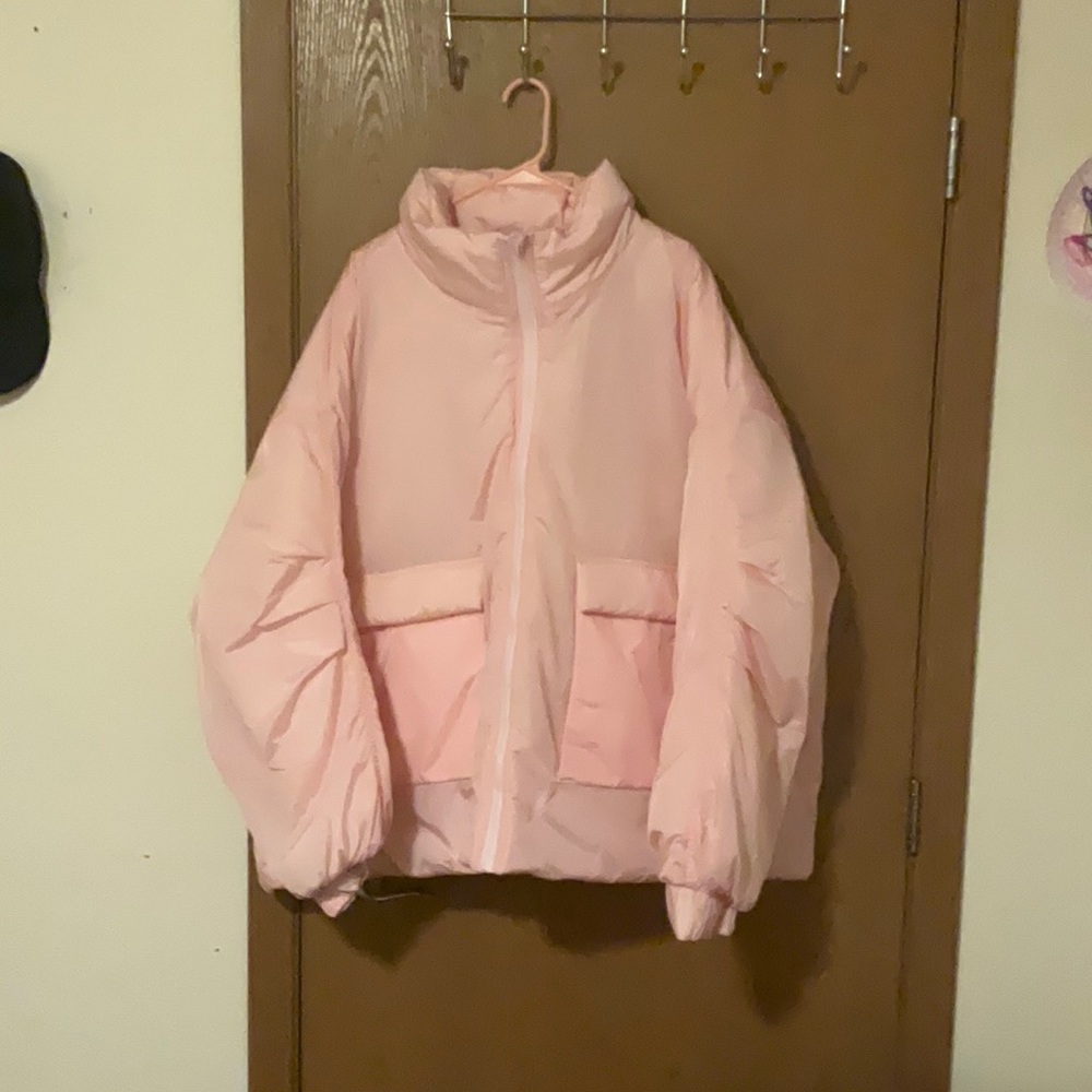 Fabletics size 4 bomber jacket new condition never worn no tags.